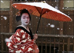 geisha-in-snow